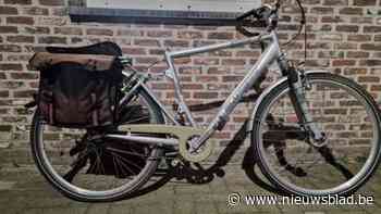 Politiezone Zara klist fietsendief en zoekt eigenaars twee fietsen
