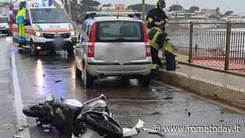 Incidente sull'Aurelia: frontale fra scooterista e automobilista, grave un 16enne