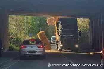 Lorry stuck under railway bridge in Cambridgeshire town