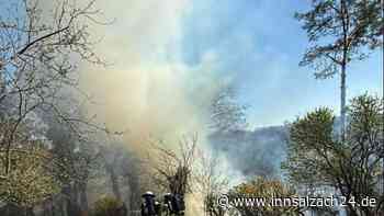 Zwei Flächenbrände innerhalb von 25 Stunden bei Garching an der Alz