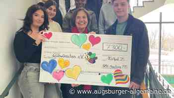 Augsburger Mittelschüler spenden 7300 Euro an Glühwürmchen