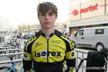 Piepjonge Loïc Ossieur boekt eerste zege als junior in Varsenare: “Ereplaats op PK tijdrijden gaf me een boost”