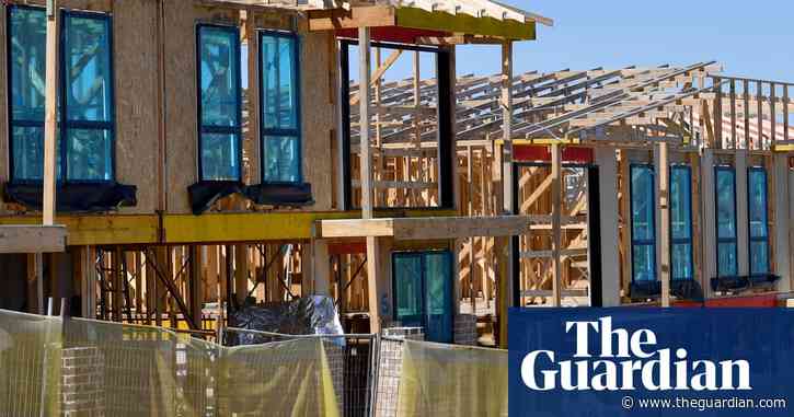 Australia does not have enough tradies to fulfill Labor’s housing promise, experts say