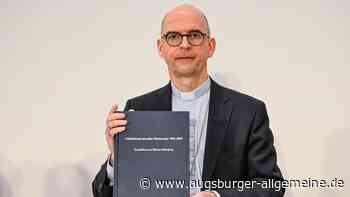 Missbrauchsgutachten im Bistum Würzburg: Früherer Bischof Hofmann entschuldigt sich, Domkapitular geht