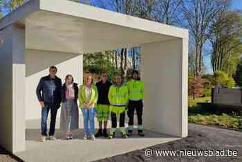 Ook begraafplaatsen Loppem en Zedelgem De Leeuw krijgen afscheidsluifel