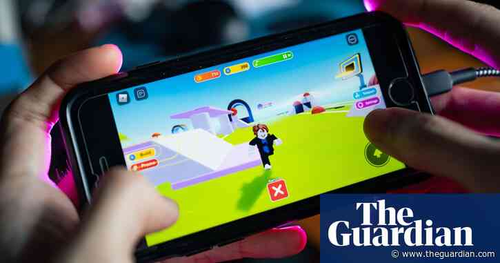 ‘A man approached him’: parents describe their children’s Roblox problems
