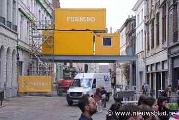 ‘Tetris’ met containers van 3.000 kilo: “Het kon niet anders door plaatsgebrek”