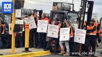 Melbourne Market vendors sent eviction notices as rents rise