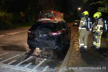 Politie onderzoekt brandstichting bij geparkeerde auto