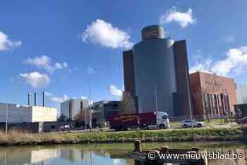 Ex-werknemer AB Inbev moet naar cel voor diefstal van 1.833 vaten bier bij brouwerij, zijn kompaan krijgt beroepsverbod