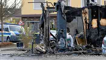Unbekannte sprengen Geldautomat in Neusäß – Täter sind auf der Flucht