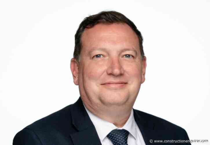 Redrow chief steps down after Barratt merger