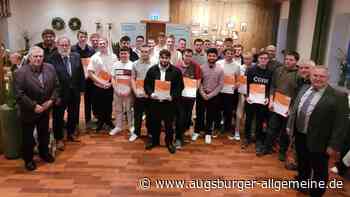 Freisprechfeier: 23 Anlagenmechaniker starten ins Berufsleben