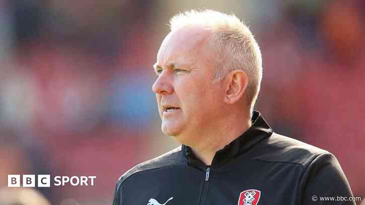 Rotherham appoint Hamshaw as permanent manager
