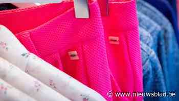 Laagdrempelig shoppen op een laag budget: Sociaal Huis opent pop-up kledinggeefwinkel