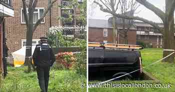 Crime scene in place after man stabbed to death in Kennington