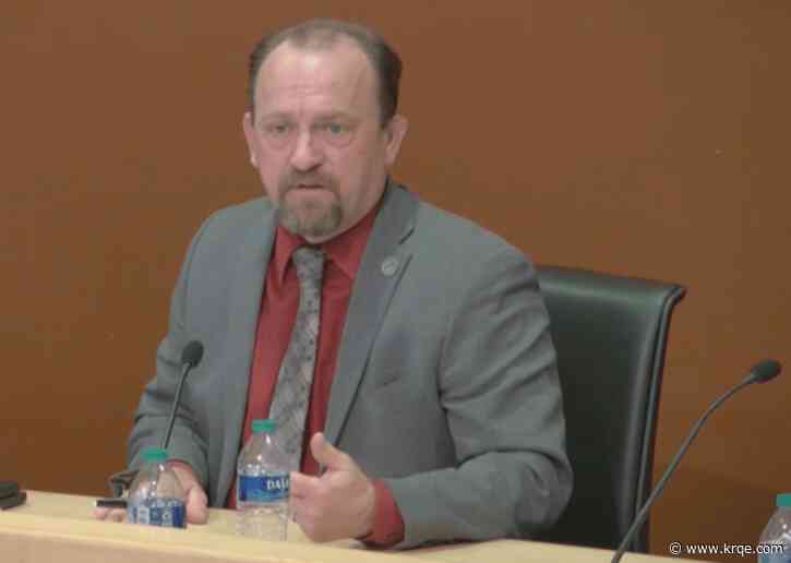 Rio Rancho mayor hints at running for governor