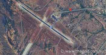 Pilot killed in devastating crash near outback town, investigators move in