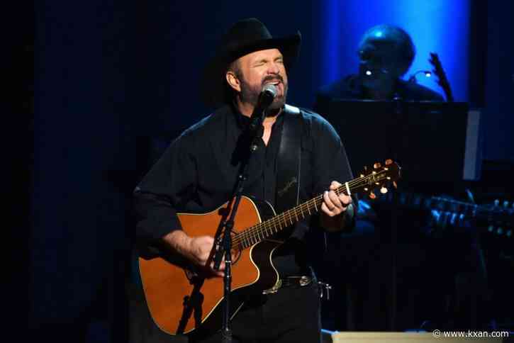 Garth Brooks, others to headline F1 at COTA in October