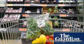 UK inflation falls to 2.6%, increasing pressure on Bank to cut interest rates