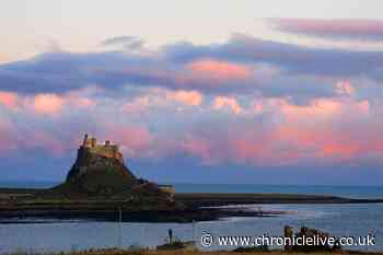 Northumberland RNLI lifeboat called to help vessel entangled in lobster pot ropes near Holy Island