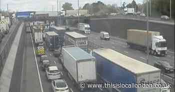 Dartford Crossing tunnel closed by car fire with 'severe delays'