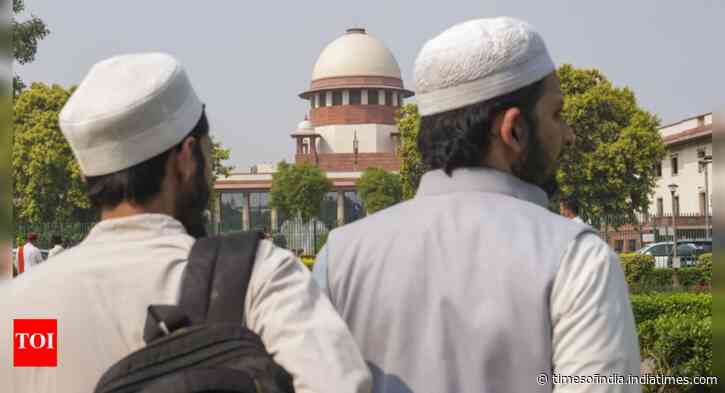 Waqf Act row: Will Muslims be allowed to be part of Hindu trusts? SC questions Centre