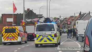 Koppel zeventigers en twintiger gewond bij zware botsing in Ekeren