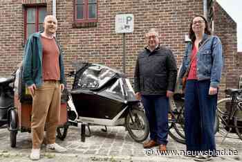 Voortaan ook speciale parkeerplaatsen voor bakfietsen: “Geen hinder meer voor de voetgangers”