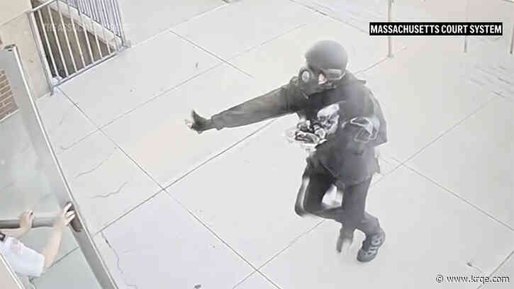 Man in tactical gear attacks officers with pepper spray at Boston-area courthouse, video shows