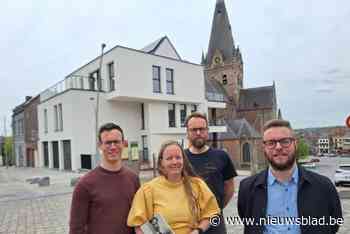 Kunstgalerie als eerbetoon aan overleden artistieke vader: “Hij was altijd met kunst bezig”