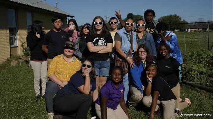 Livonia High School students beautify campus for Love the Boot Week