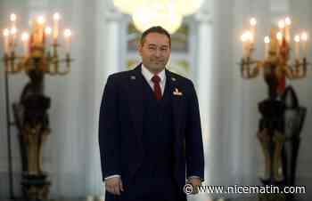 Concierge du Negresco, auteur et acteur de théâtre, réputé sur les réseaux sociaux... Les 1.000 vies du Niçois Olivier Macron