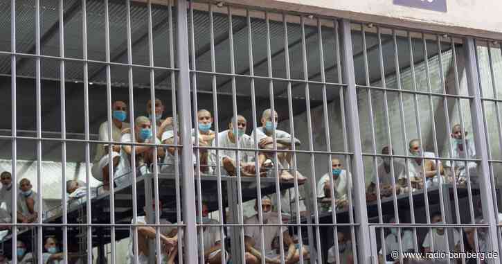 Juristische Schlappe für Trump-Regierung bei Abschiebeflügen