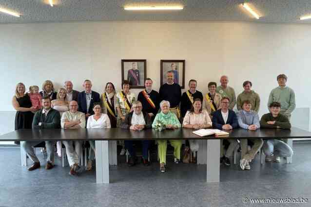 Bus naar Frankrijk bracht hen bijeen, intussen zijn Noël (83) en Annie (78) al 60 jaar getrouwd
