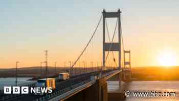 M48 Severn Bridge reopens following strong winds