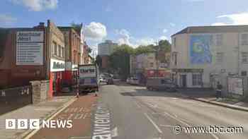 Man attacked and threatened with suspected gun