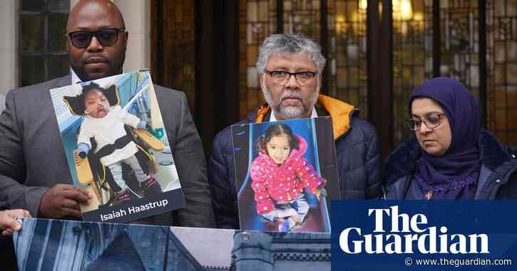 Doctors in end-of-life cases of two UK children can be named, court rules