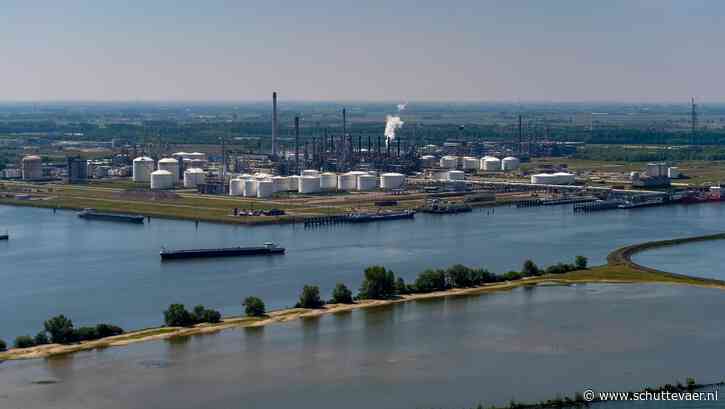 Westelijke doorvaart Zuid-Hollandsch Diep open voor bestemmingsverkeer Moerdijk