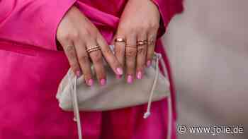 "Candy Floss Nails": Das ist der süßeste Nagel-Trend für den Frühling