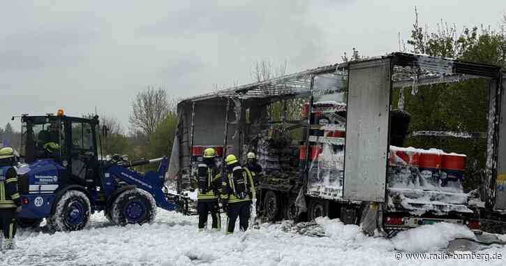 Brennendes Motoröl auf A73 sorgt für Verkehrschaos
