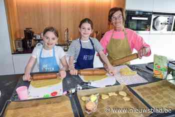 Fien (11) bakt duizend koekjes voor het goede doel