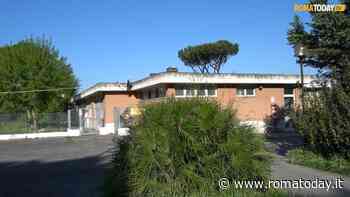 Due uomini sono stati arrestati dopo aver rubato cibo nella scuola preferita dai ladri