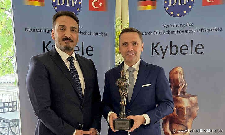 Bösl erhält „Deutsch-Türkischen Freundschaftspreis“