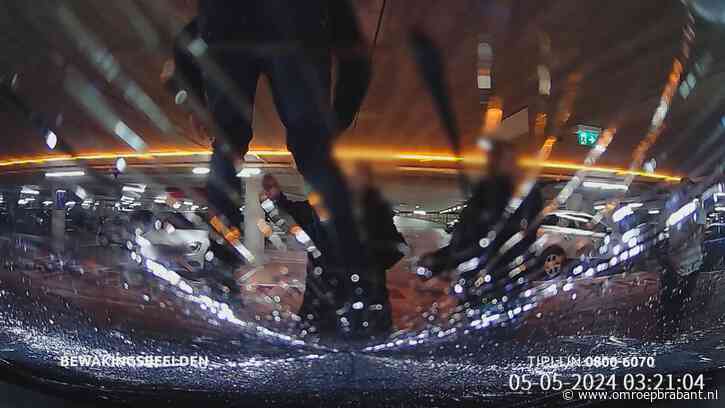 Twee mannen melden zich na slopen dure Porsche in parkeergarage