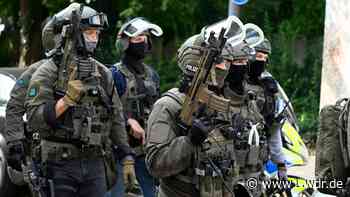 SEK-Einsatz in Duisburg: Polizei stürmt Ferienwohnung