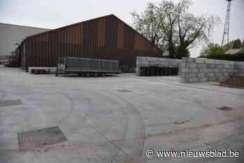 Site van de technische uitvoeringsdienst aangepakt: “Later komt er nog een prairietuin”