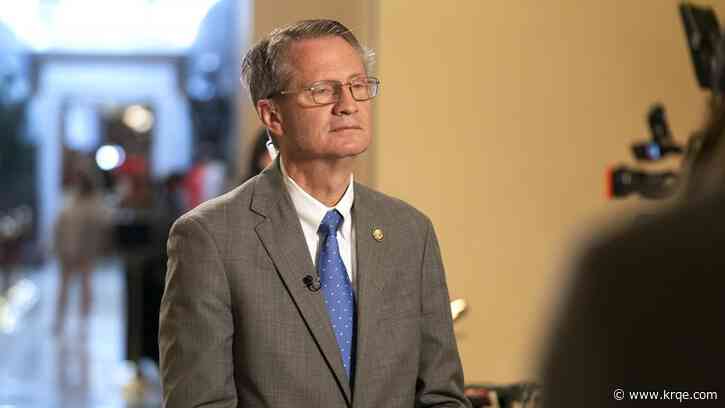 Burchett signals support for sending US criminals to El Salvador