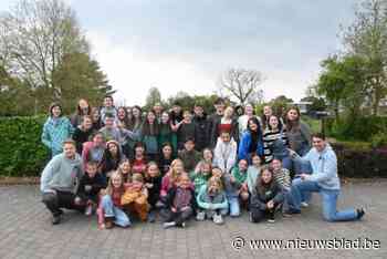 Weredi op toneelkamp in Buizingen: “Zaterdag wordt de oude Vastiau-Godeau onze theaterzaal”