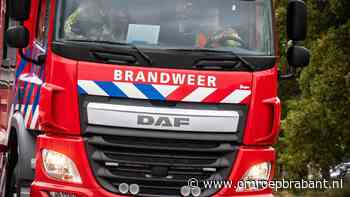 Woningbrand in Eindhoven: gewonde uit huis gehaald door de brandweer